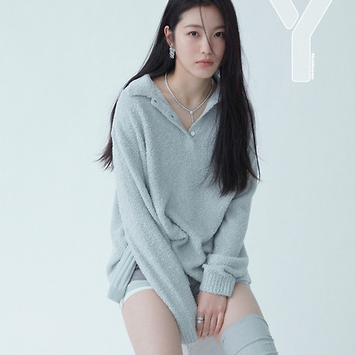 신예은, 고혹적인 눈빛