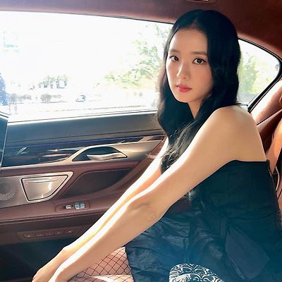 블랙핑크 지수 Paris Fashion Week 2022 Photos