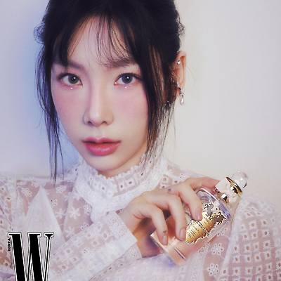 태연 (소녀시대) 펜할리곤스 W 화보
