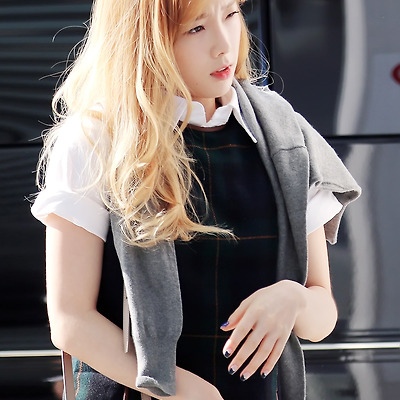 태연 금발 jpg