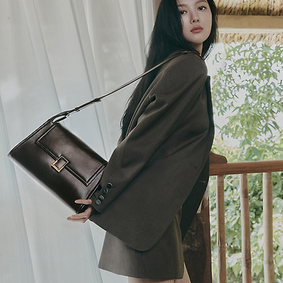 김유정 쿠론 화보