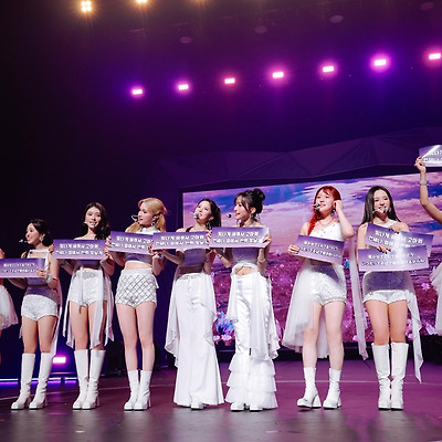 케플러, 9人 마지막 콘서트 'Kep1going' 성료