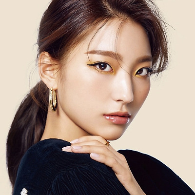 2019 12월호 Cosmopolitan 코스모폴리탄 프로미스나인 이새롬 화보 인터뷰 (191125)