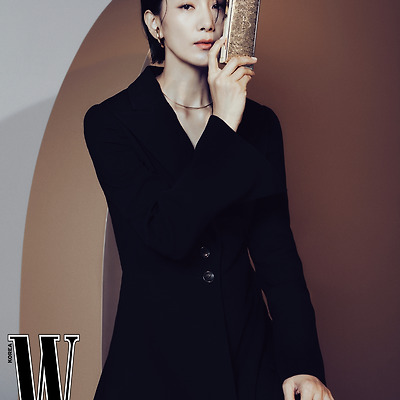 배우 김서형