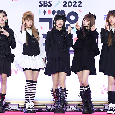 [방송공홈] 221224 2022 SBS 가요대전 포토월