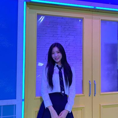 뮤직뱅크 교복짤 오마이걸 아린 gif