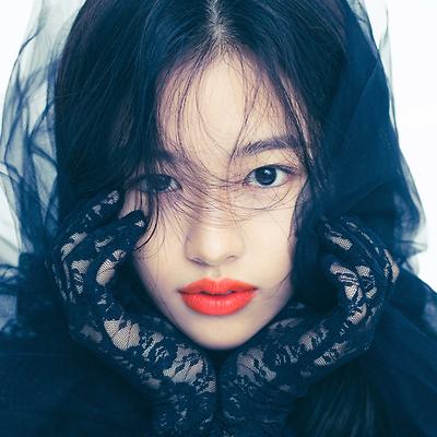 안유진 데이즈드 화보