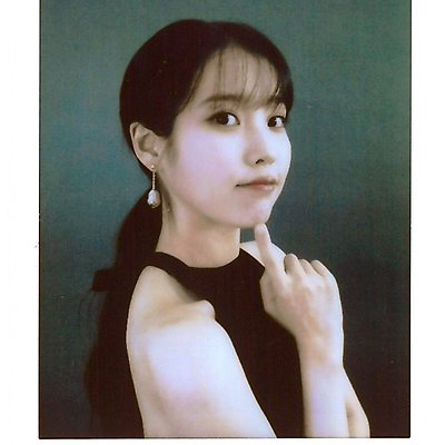 아이유 2024 시즌그리팅 미공개 폴라로이드
