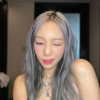 소녀시대 태연 NERDY 인스타그램 사진 202202