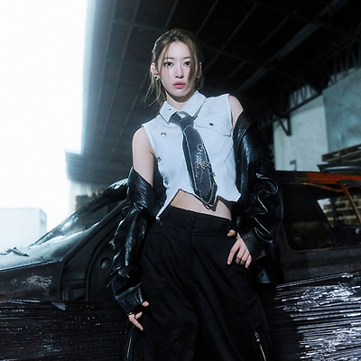 LE SSERAFIM 사쿠라 'weverse magazine' 인터뷰 & 화보