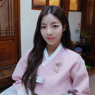 [B스테이지] 230929 2023 추석 인사 영상 비하인드 사진