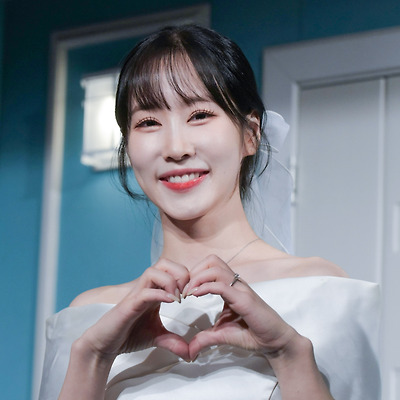 241111 연극 한뼘사이 마혜리 役 문서우 27장