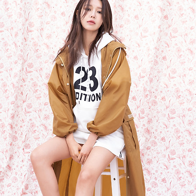 최수영, 'E.B.M'  2023 SUMMER 컬렉션