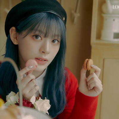 [화보] 2024.01 2024 PHOTO BOOK [London STAY]