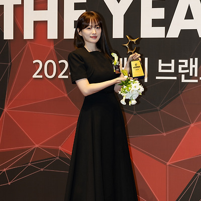 천우희, ‘2024 올해의 브랜드 대상’ 여자 배우-OTT부문 수상