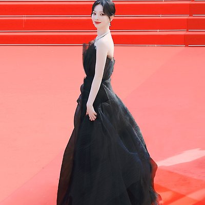 230524 칸 영화제 카리나