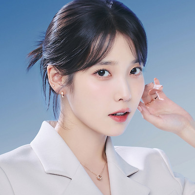 아이유 제이에스티나 겨울 화보