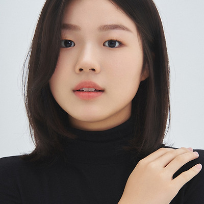 신예서, 에이스팩토리와 전속 계약 체결