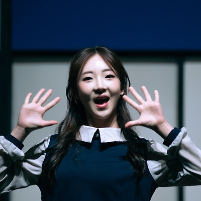 250615 연극 죽어야 사는 남자 현지 役 윤나라 19장