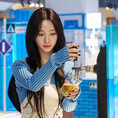 카리나 잠실 롯데몰 크러시 팝업 스토어 방문