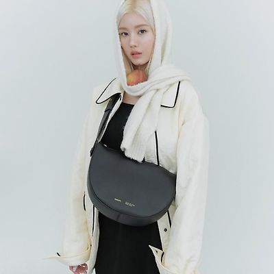 권은비, 김민주 싱글즈 화보