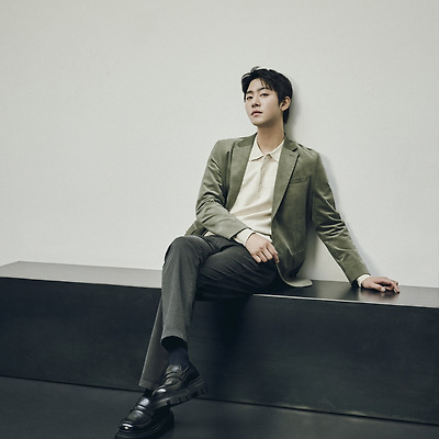 안효섭, 한층 깊어진 남성미