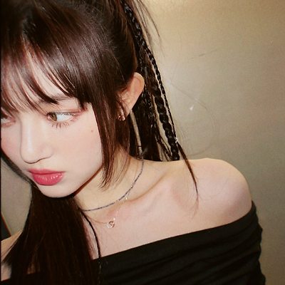 뉴진스 다니엘 인스타그램 셀카