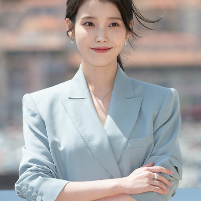 아이유(IU) 제75회 칸 국제영화제 인터뷰 화보