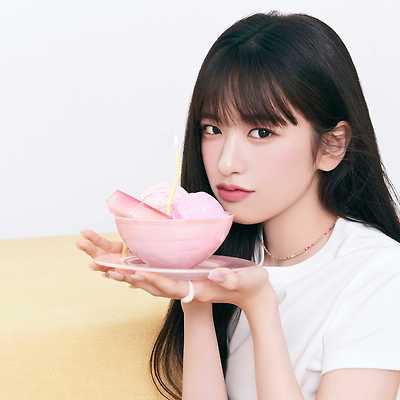 안유진, '클리오' 23 SS 스윗플레져 컬렉션