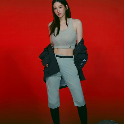 전종서, ‘하이드로겐(HYDROGEN)’ 24 SS 컬렉션 공개