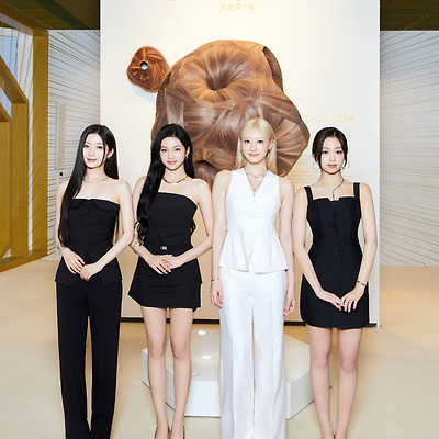 베이비몬스터 쇼메 프리즈 서울 전시회