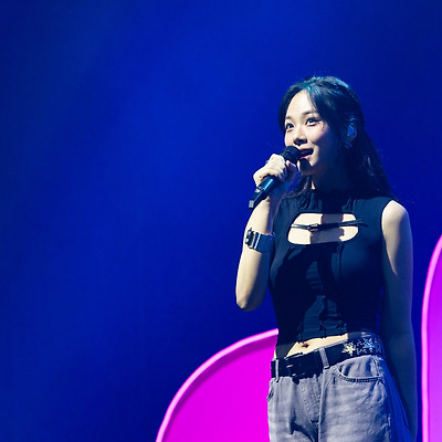 비비,  팬 콘서트 성료