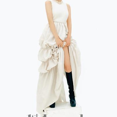 강혜원 퍼스트룩 화보