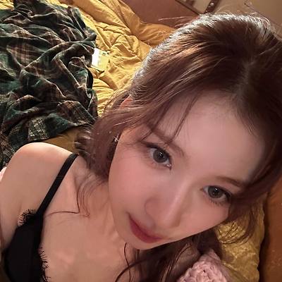 트와이스 사나 인스타그램 사진 업데이트 2402