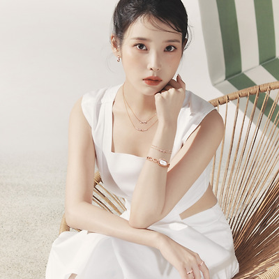 아이유, 빛나는 썸머 주얼리룩