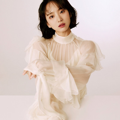 원진아 에스콰이어 화보