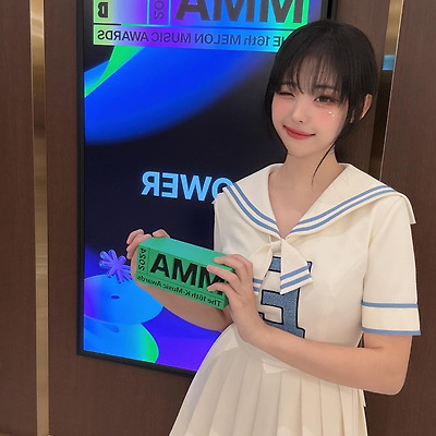 QWER 히나 인스타그램