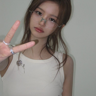 설윤과 하이볼