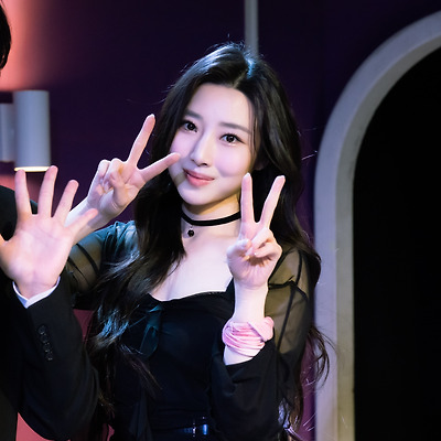 250206 연극 행오버 엠마 役 김아진 23장