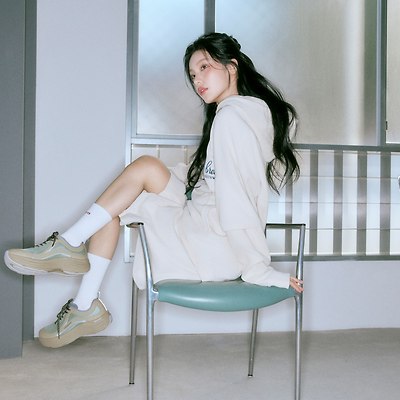 [HD] 있지(ITZY) 예지(Yeji) 엄브로 25SS 슈즈 '키오' 캠페인 고화질 화보