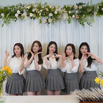 [N포스트] 210408 우아의 일일카페 '어서wa!' 이벤트 비하인드