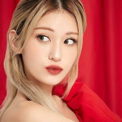 전소미(SOMI) 'KISSME QUALIPTY' 화보 & 촬영 현장 비하인드
