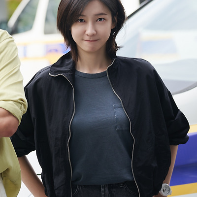 '재벌X형사' 박지현, 비하인드 스틸 공개