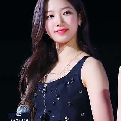 르세라핌 카즈하 사진 움짤 모음