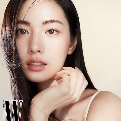 배우 나나 'W Korea' SUQQU (스쿠) 화보 2
