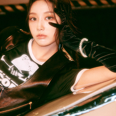 정예인, 다양한 매력 발산