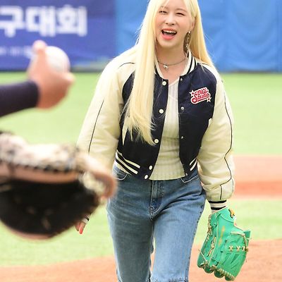 [언론사] [다영] 231119 '2023 KBO컵 FAN 동호인 야구대회' 시구