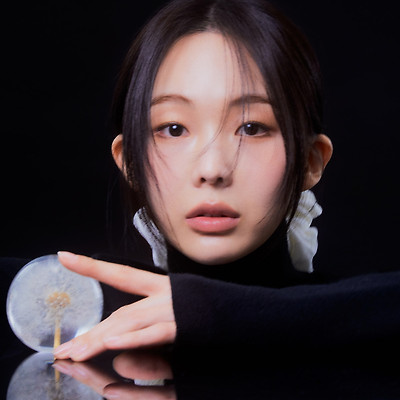 금새록, 다채로운 매력