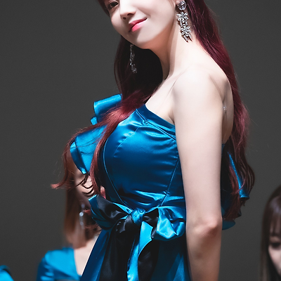 권은비, 아이즈원 - IZONE