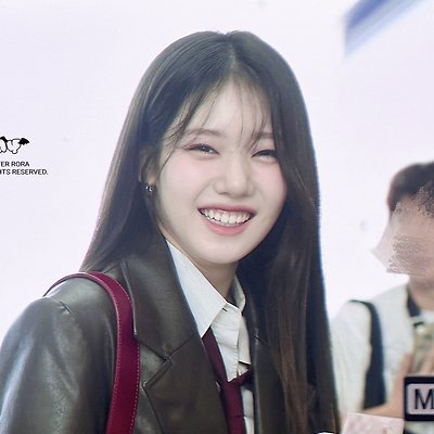 240919 베이비몬스터 로라 아현 라미 루카 공항 출국 사진들
